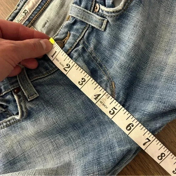 🌟Joe’s Jeans light wash blue 25x31 - Picture 7 of 11